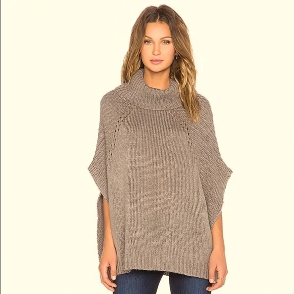 LA Made | Cream Turtleneck Poncho Sweater - Picture 6 of 8